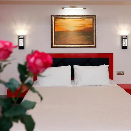 Deluxe 2 Center * Burgas