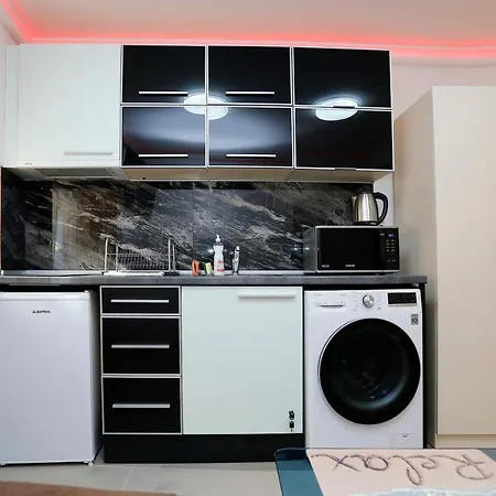 Deluxe 2 Center Burgas