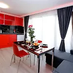Deluxe 2 Center * Burgaz